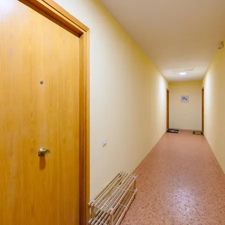 Apartamento Pequeno Refugio Familiar En La Pinilla