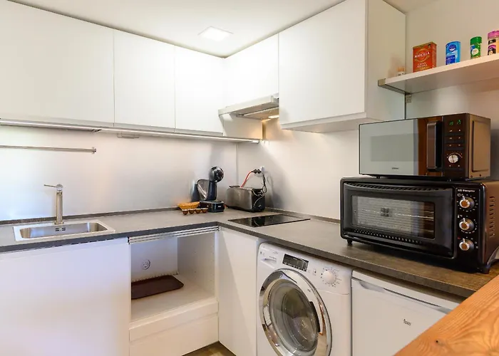 Comodo Esquia Y Relajate En La Pinilla Апартаменты